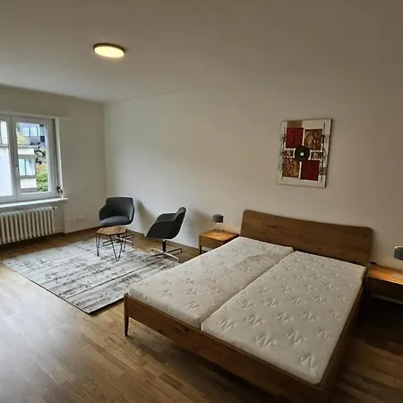 Appartement Cozy Near Train Station - 7 *